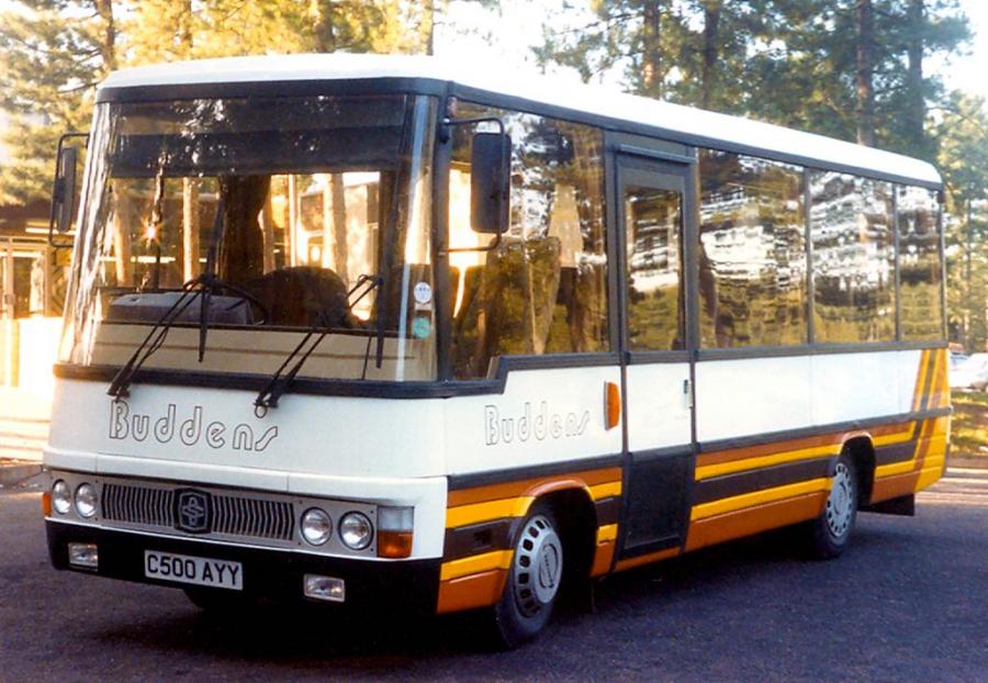 Toyota Coaster BB30R Caetano Optimo (C19F) '1985
